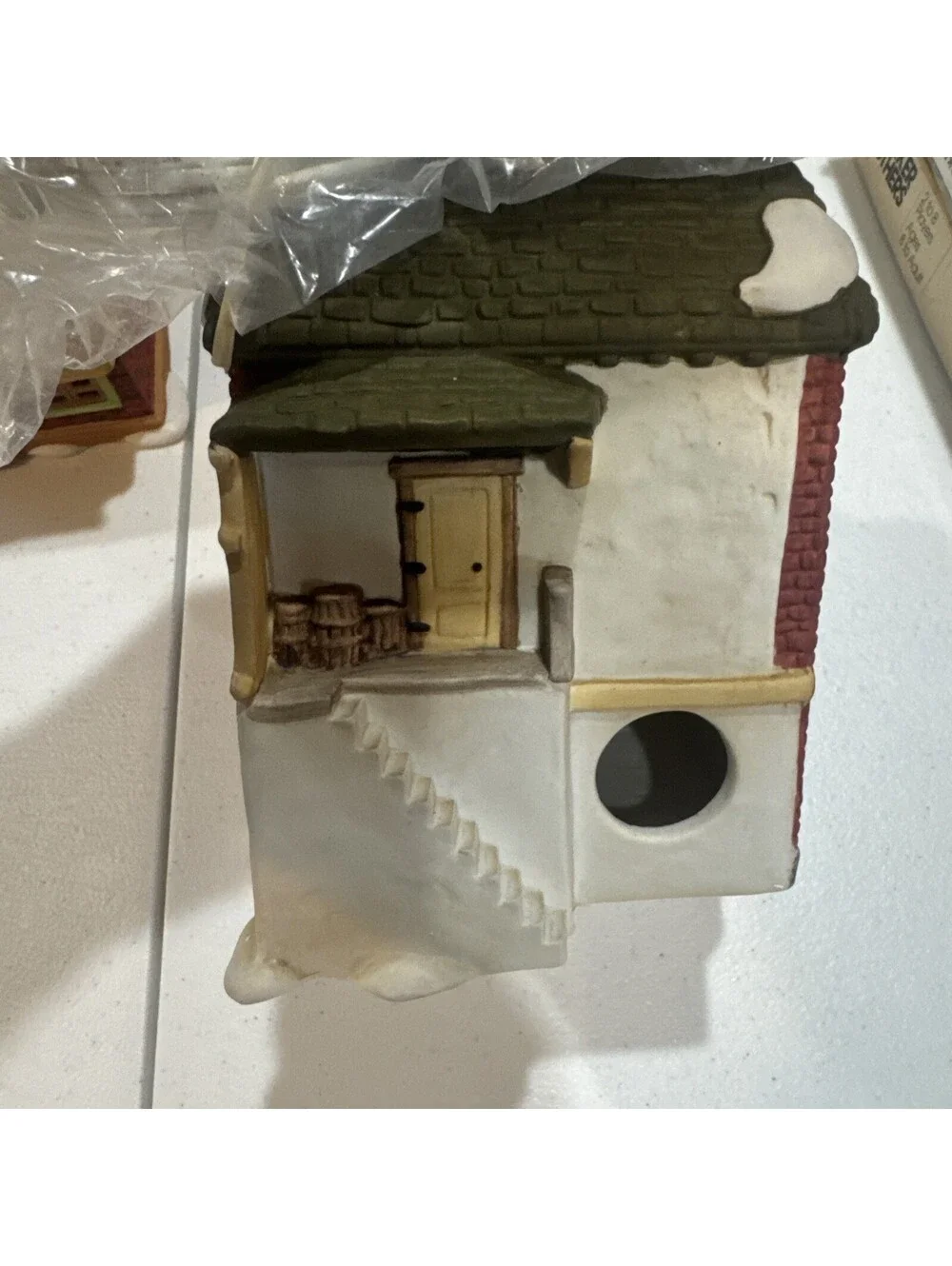 Department 56 Dickens' Village M Fezziwig's Warehouse 1986, retired 1995